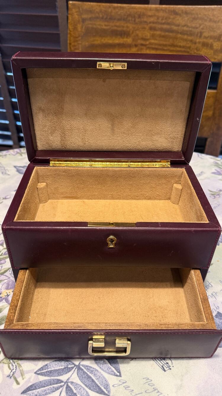 Vintage Gucci Jewelry Box Case Burgundy Leather Gold Tone Hardware